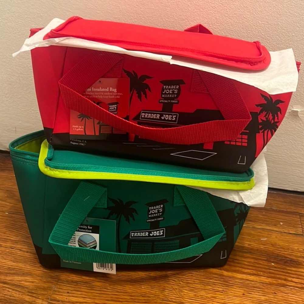 Trader Joe's Insulated Tote Bag Set - Red and Green
